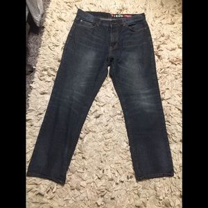 Izod dark wash straight fit 34